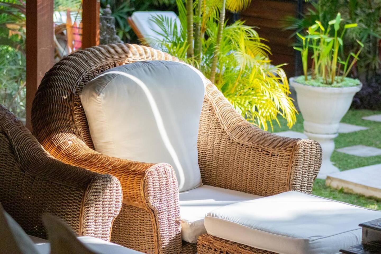 Heart Of Seminyak, 2Br, Sleeps 4, Walk To Bintang Villa ภายนอก รูปภาพ